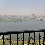 شقة فندقية علي النيل بالمعادي